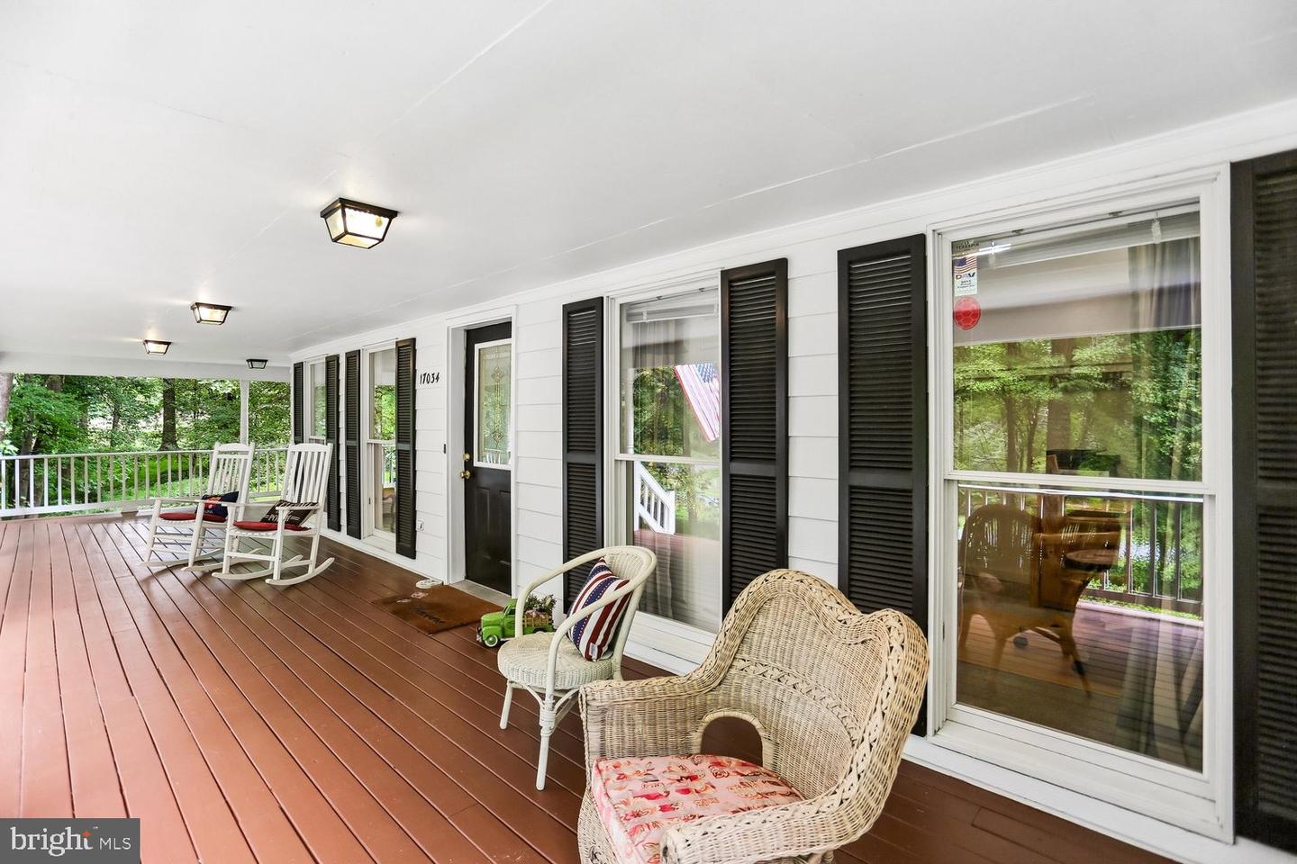 17034 Barn Ridge Dr Property Photo 2