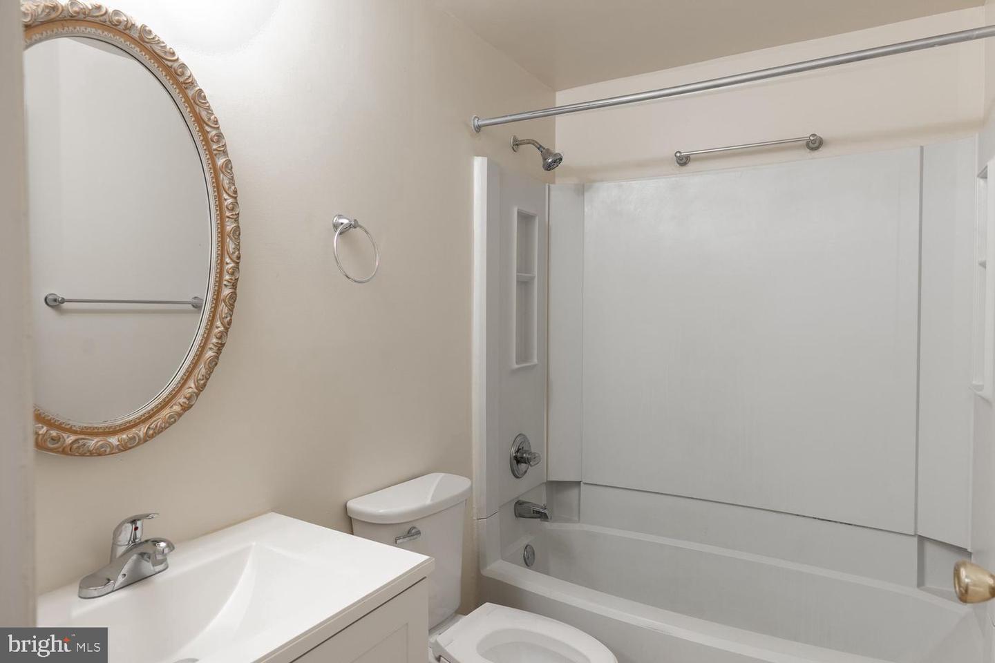 3713 Castle #123-16 Property Photo 10