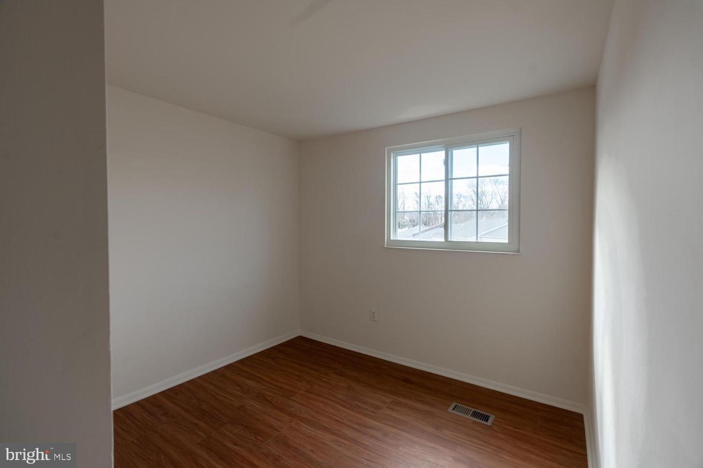 3713 Castle #123-16 Property Photo 16