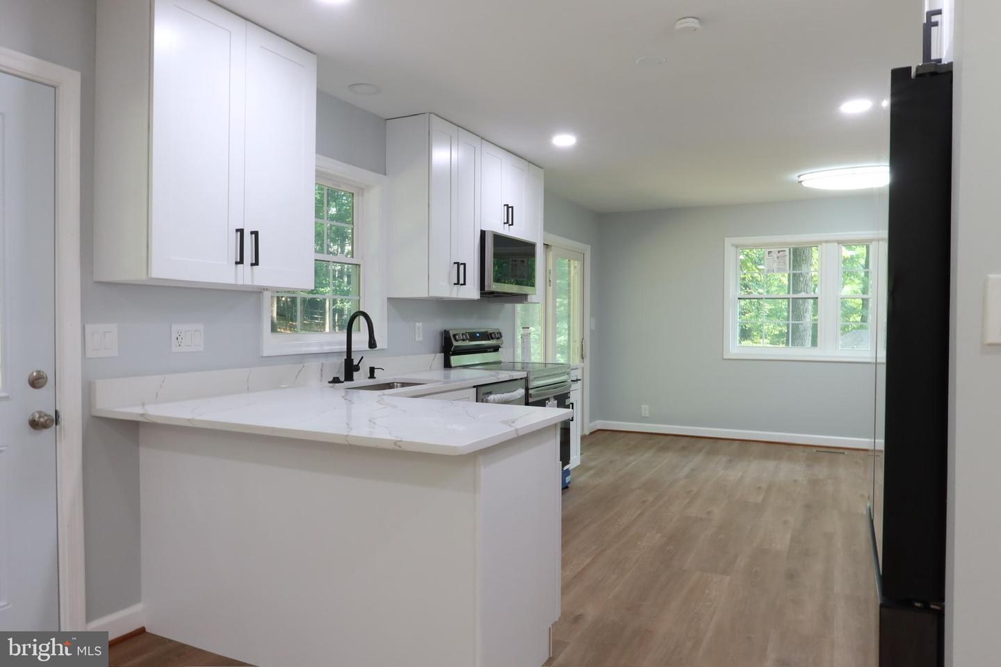 14301 Northwyn Dr Property Photo 6
