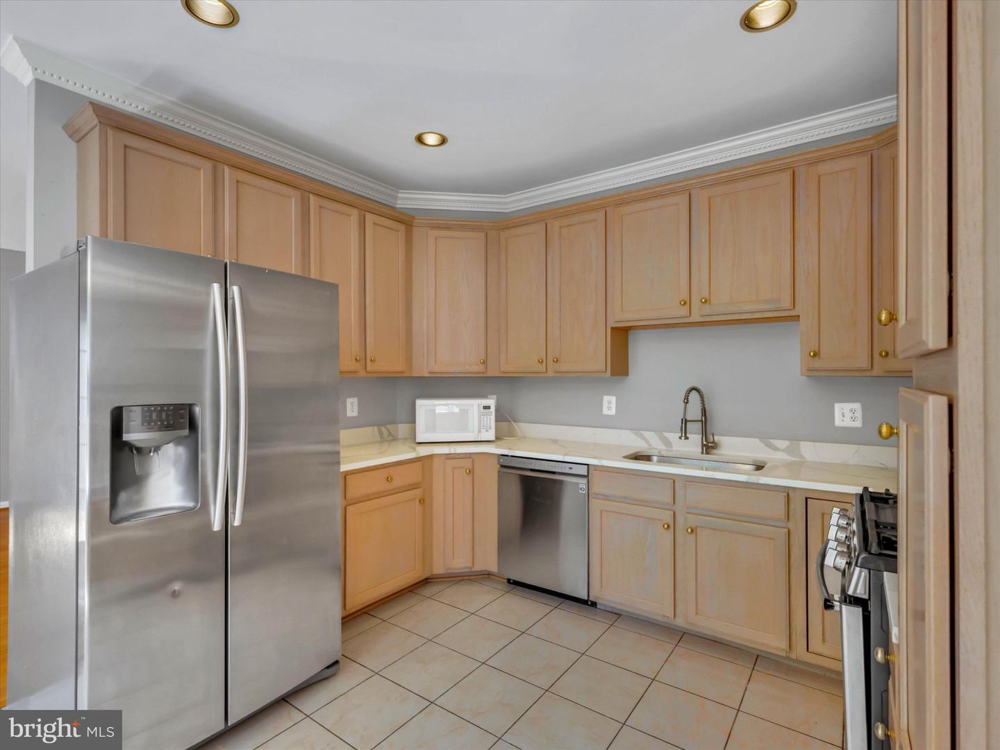 8104 Pepper Ridge Way Property Photo 12