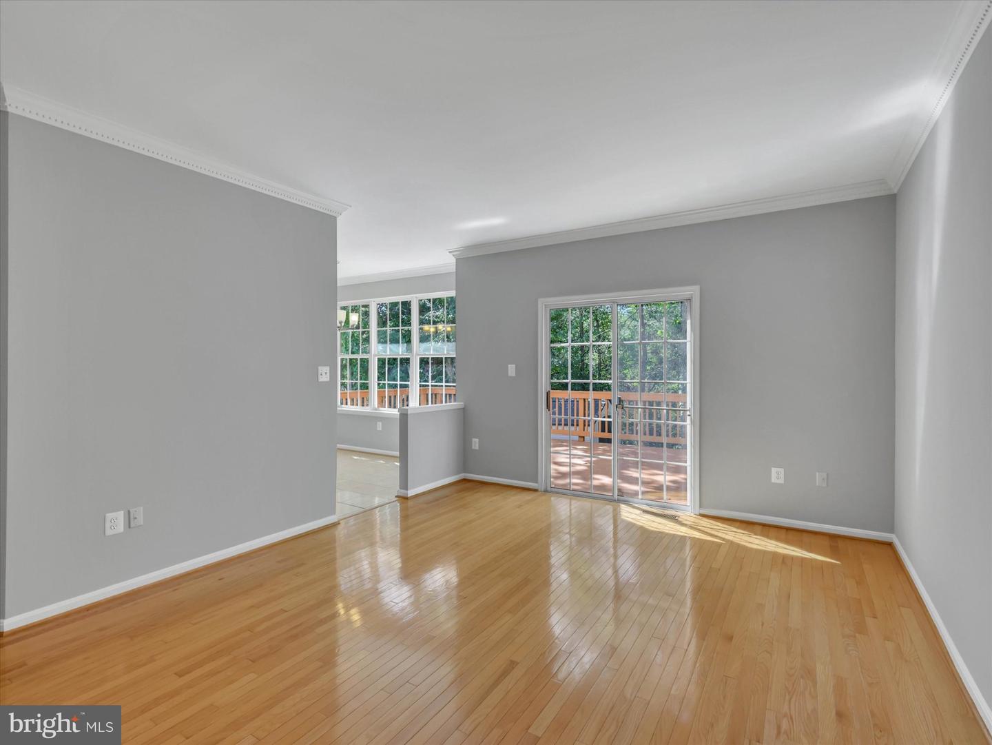8104 Pepper Ridge Way Property Photo 16