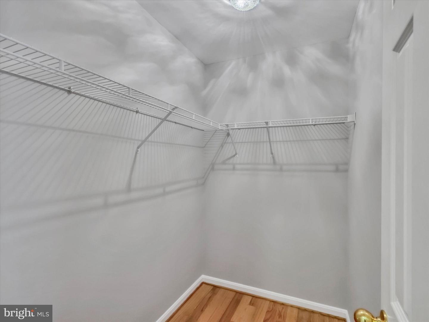 8104 Pepper Ridge Way Property Photo 24