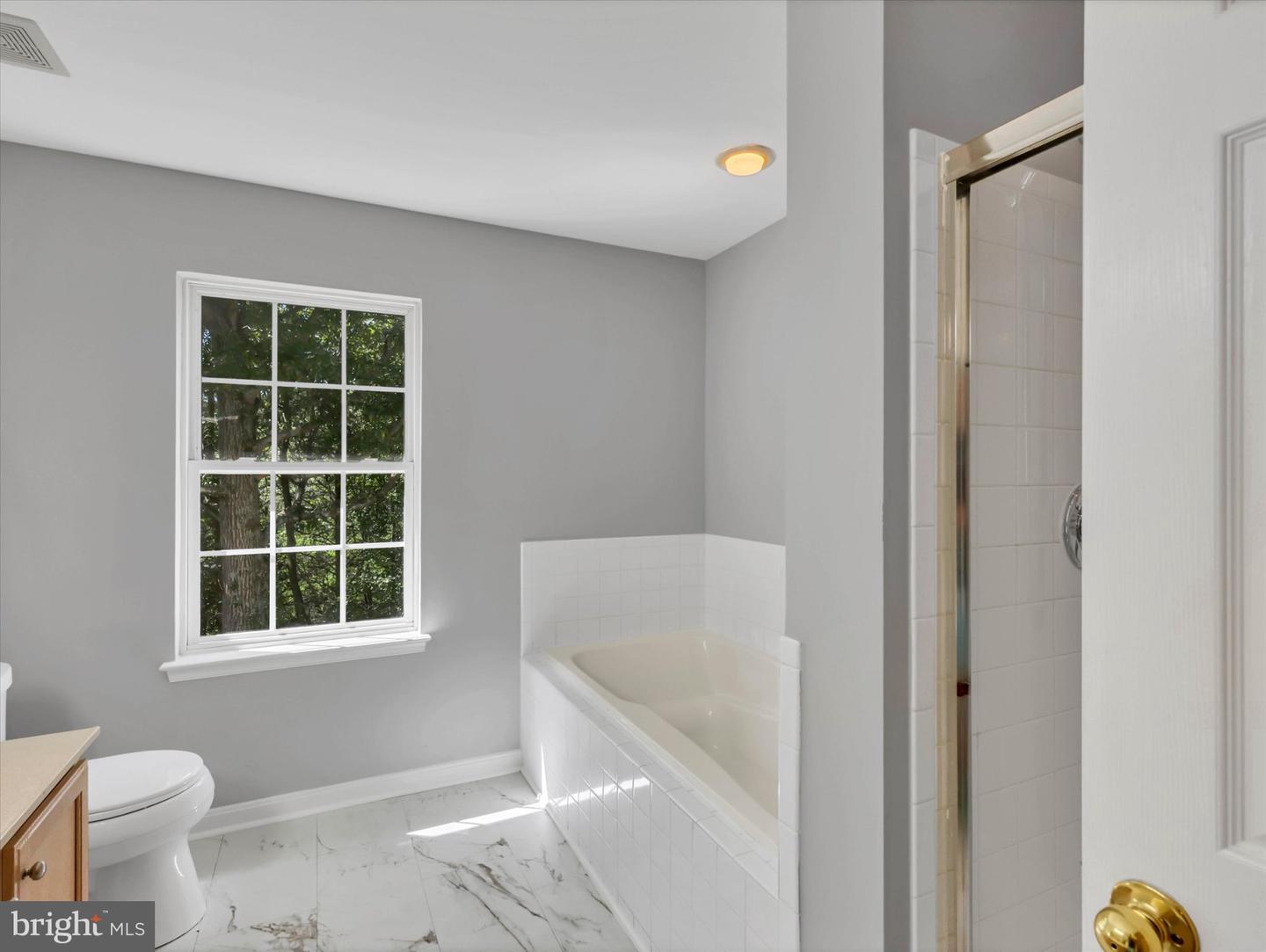 8104 Pepper Ridge Way Property Photo 29