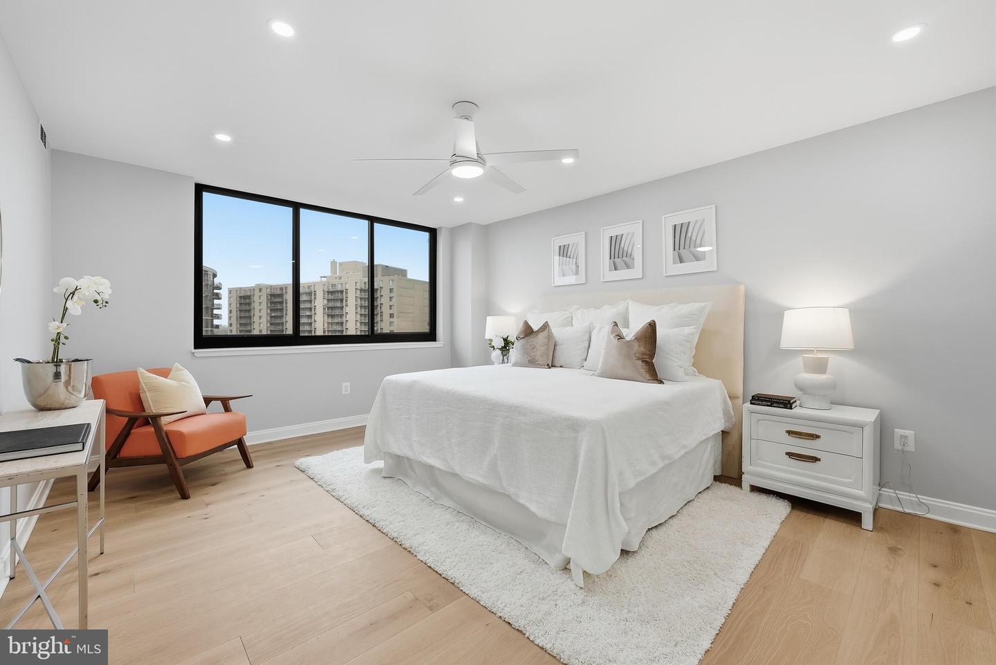 4550 N Park Ave #807 Property Photo 12