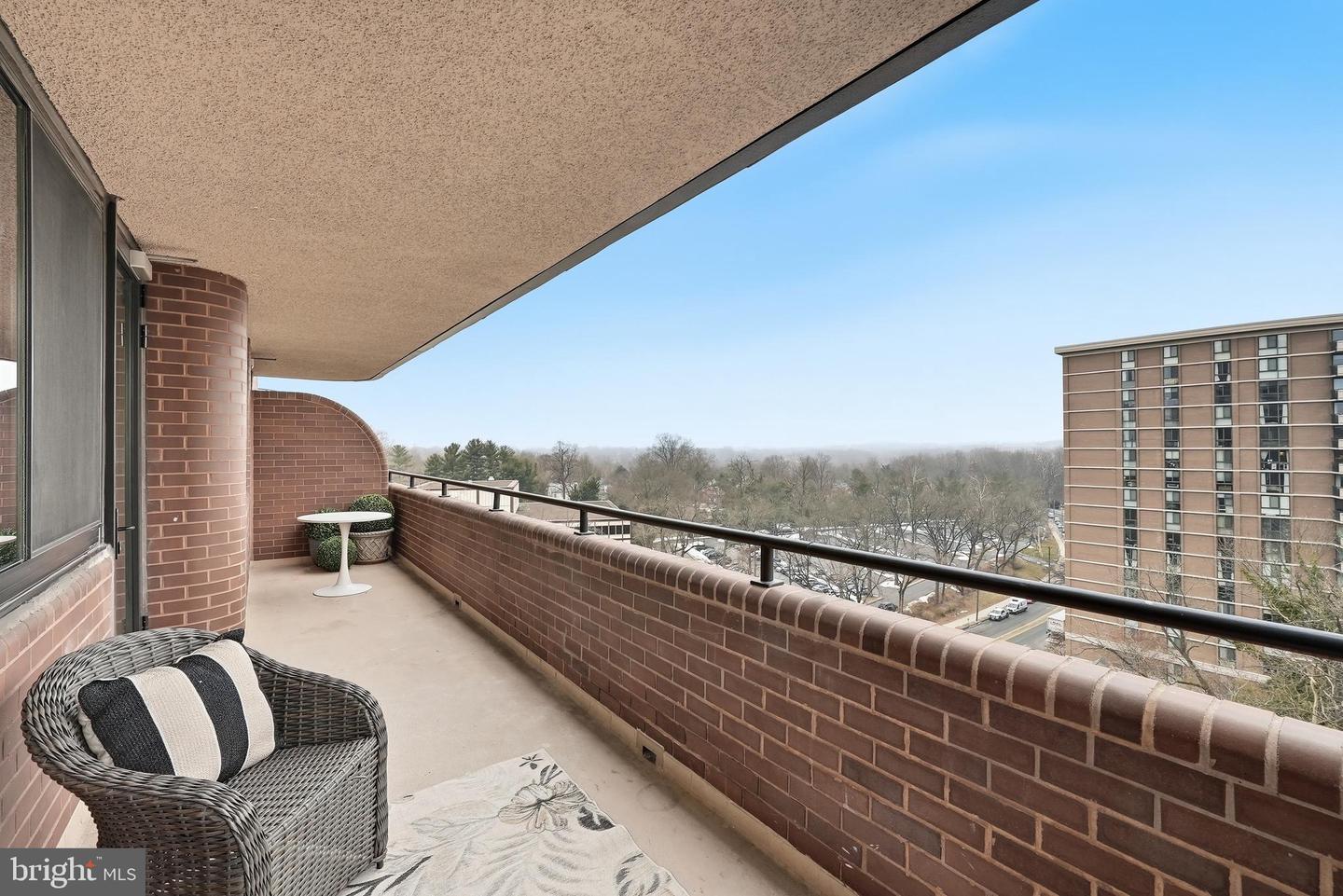 4550 N Park Ave #807 Property Photo 29