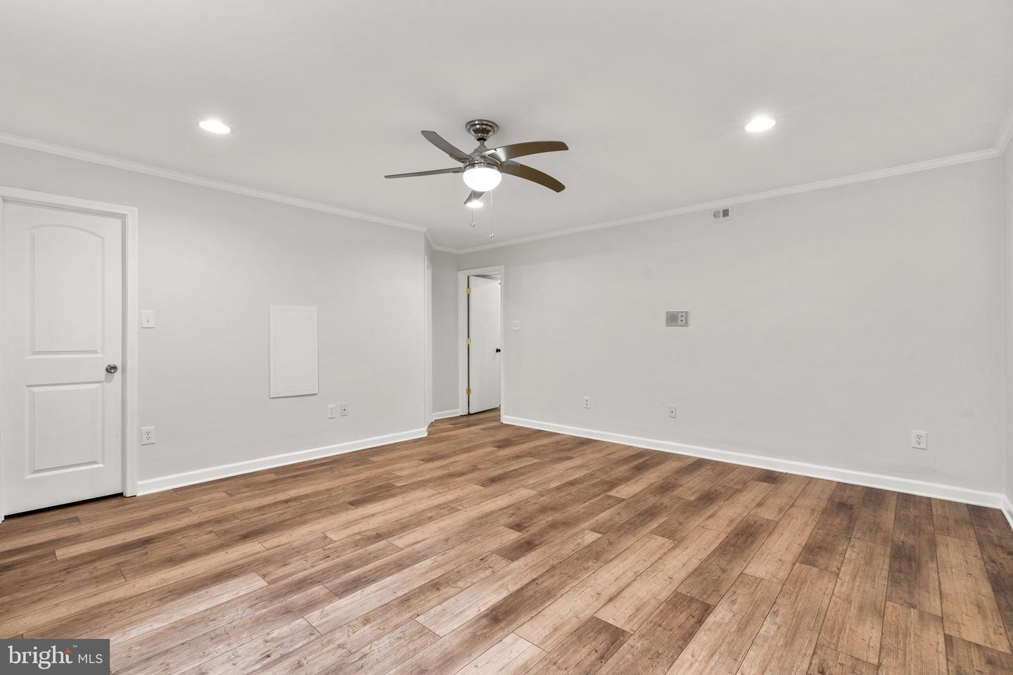 16 Cornerwood Ct Property Photo 23