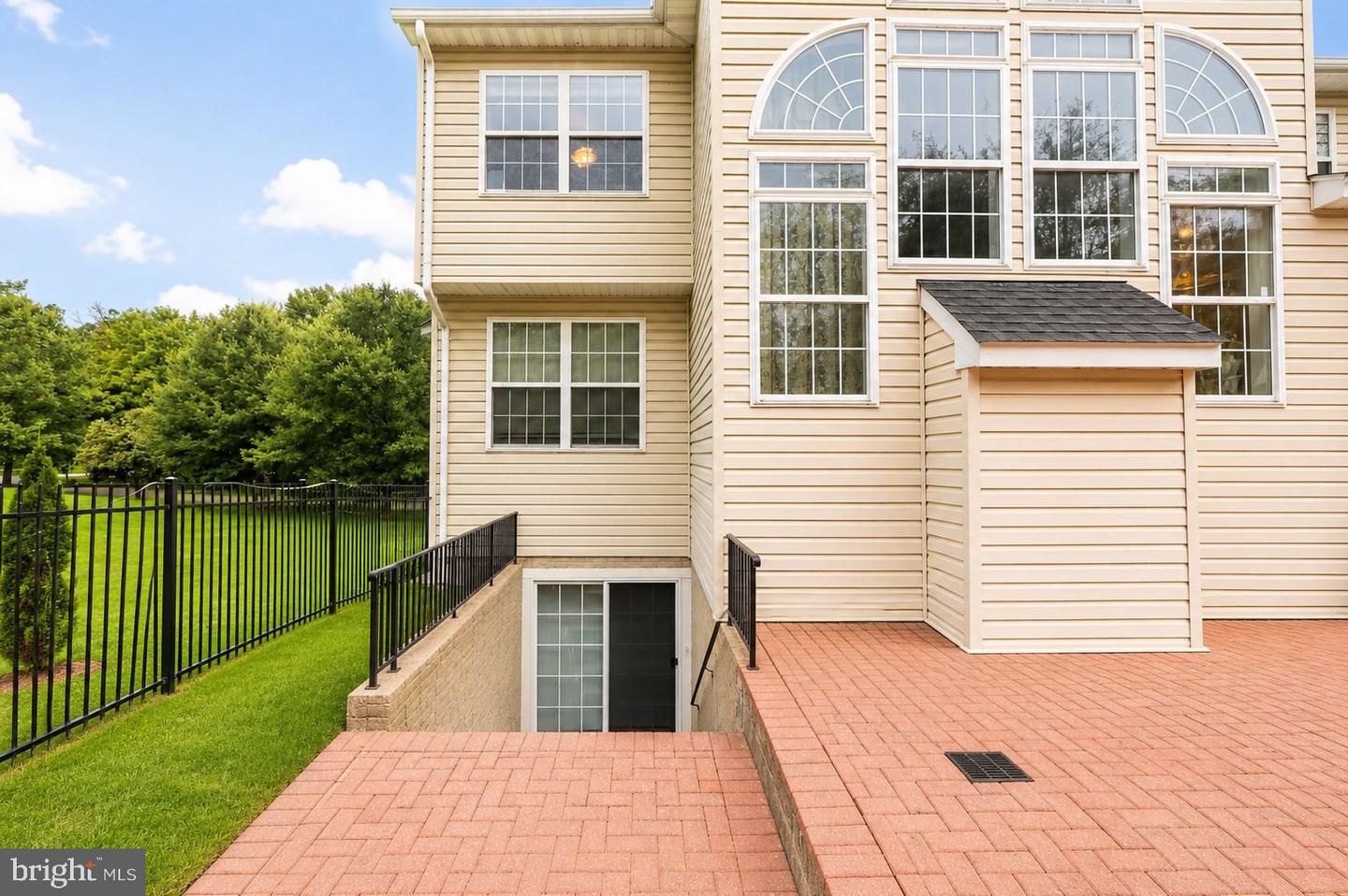 10809 Avonlea Ridge Pl Property Photo 52