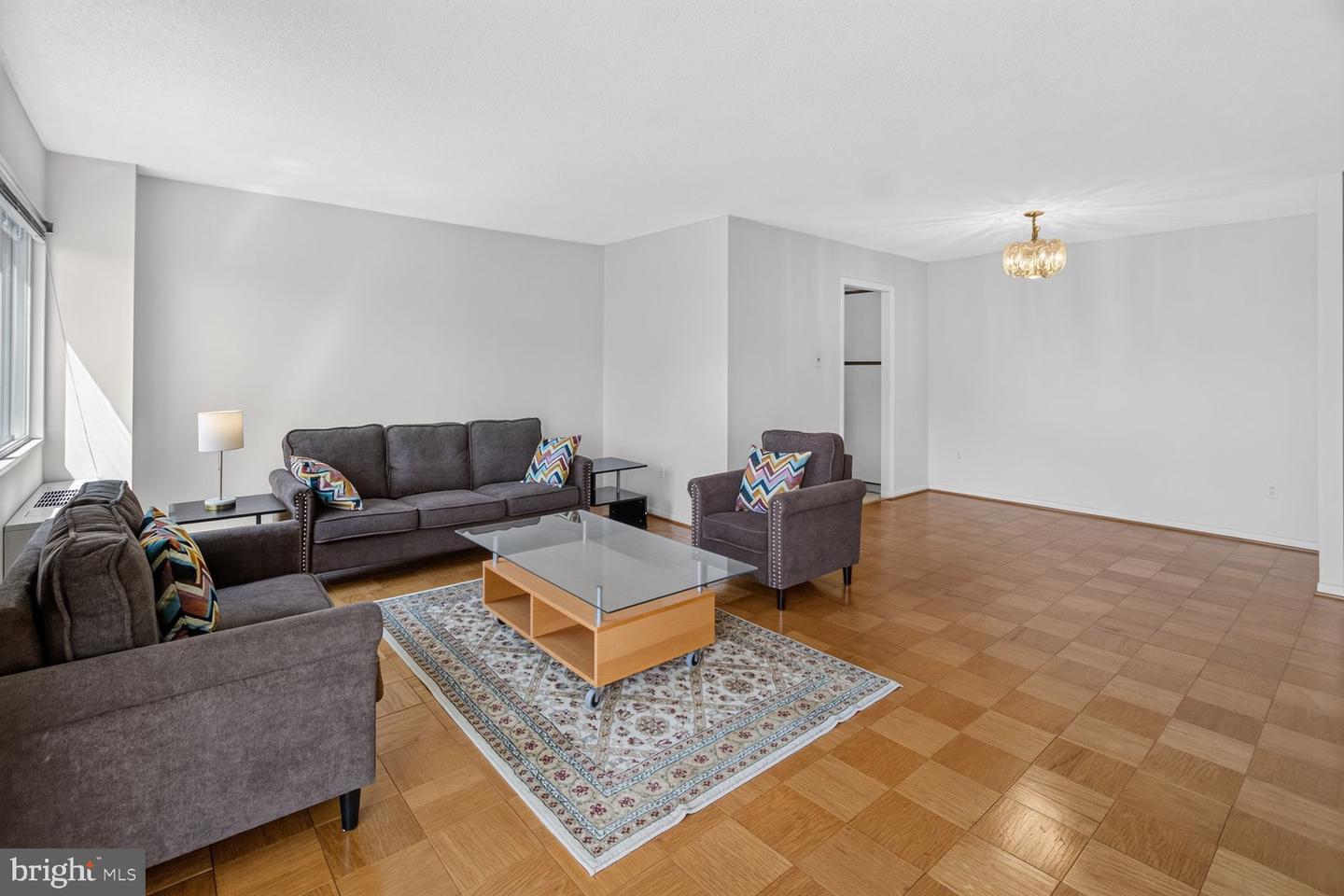 1121 University Blvd W #1013-b Property Photo 4
