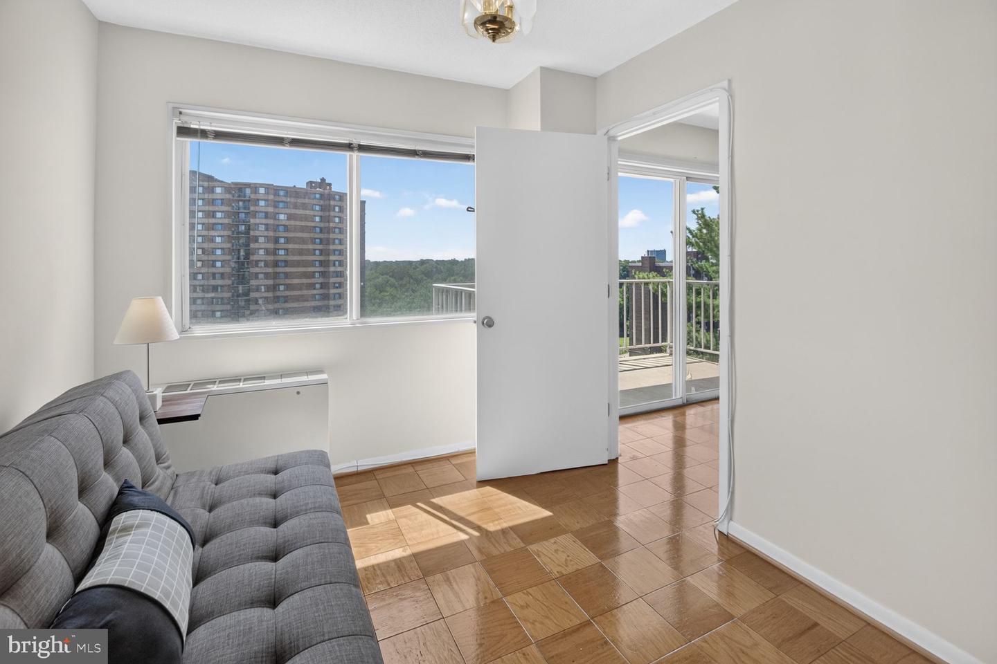 1121 University Blvd W #1013-b Property Photo 15