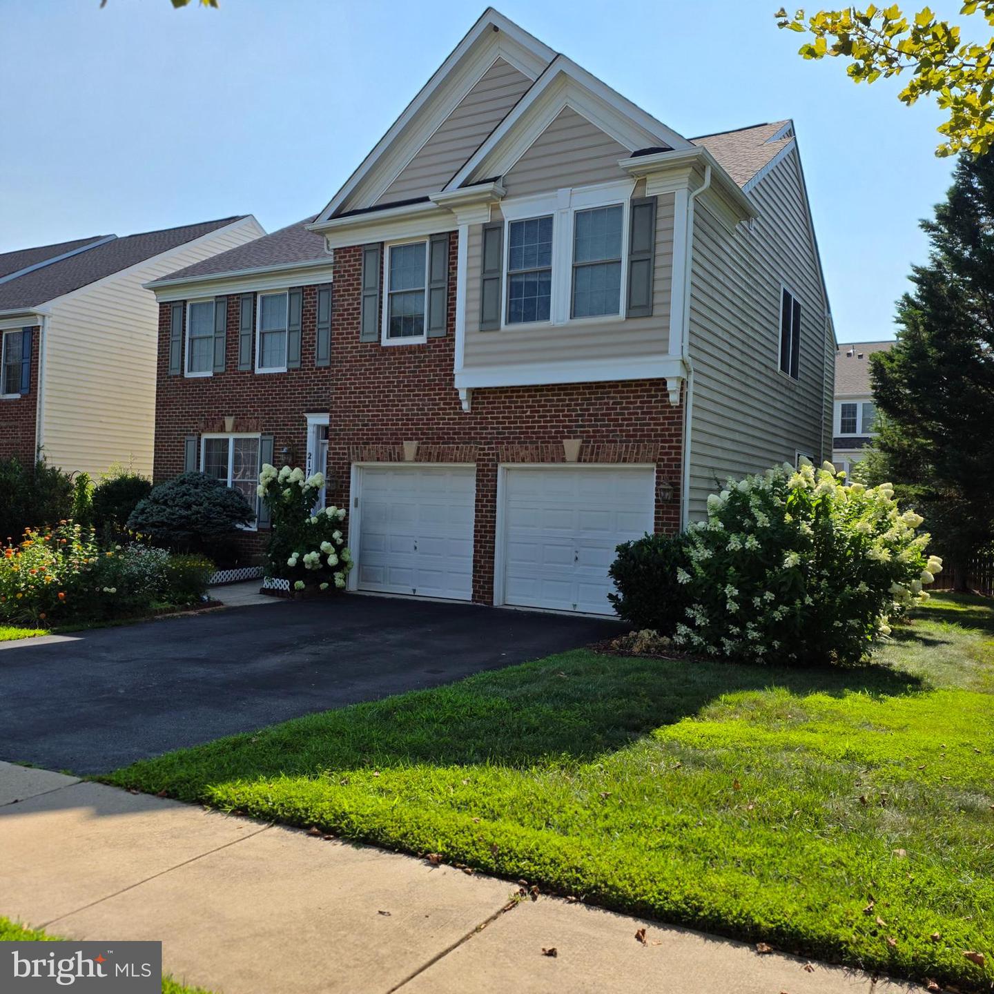 21701 Seneca Ayr Dr Property Photo 2