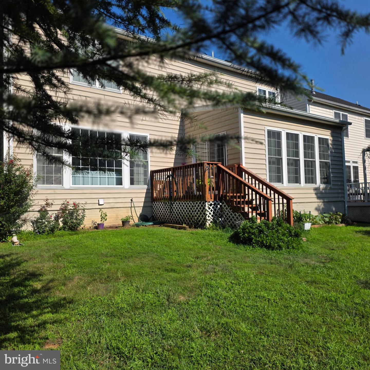 21701 Seneca Ayr Dr Property Photo 4