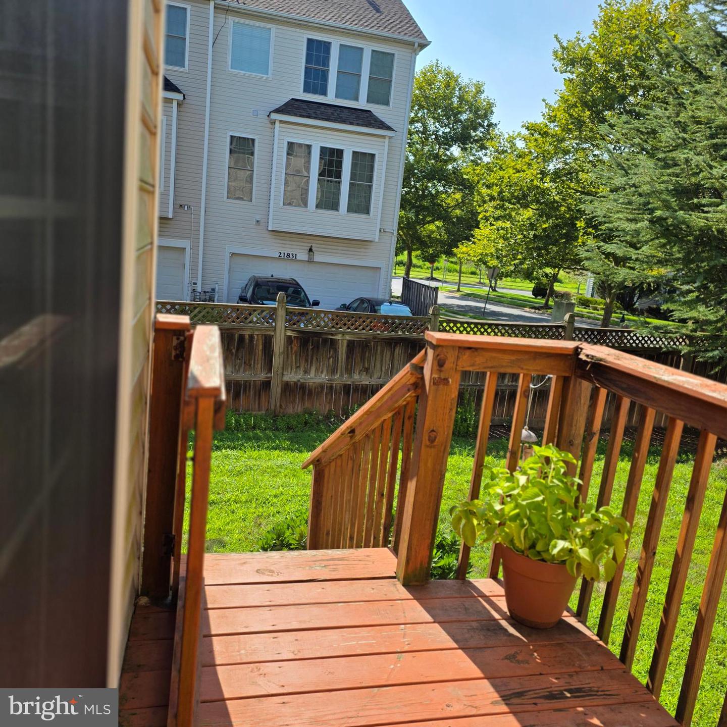 21701 Seneca Ayr Dr Property Photo 27