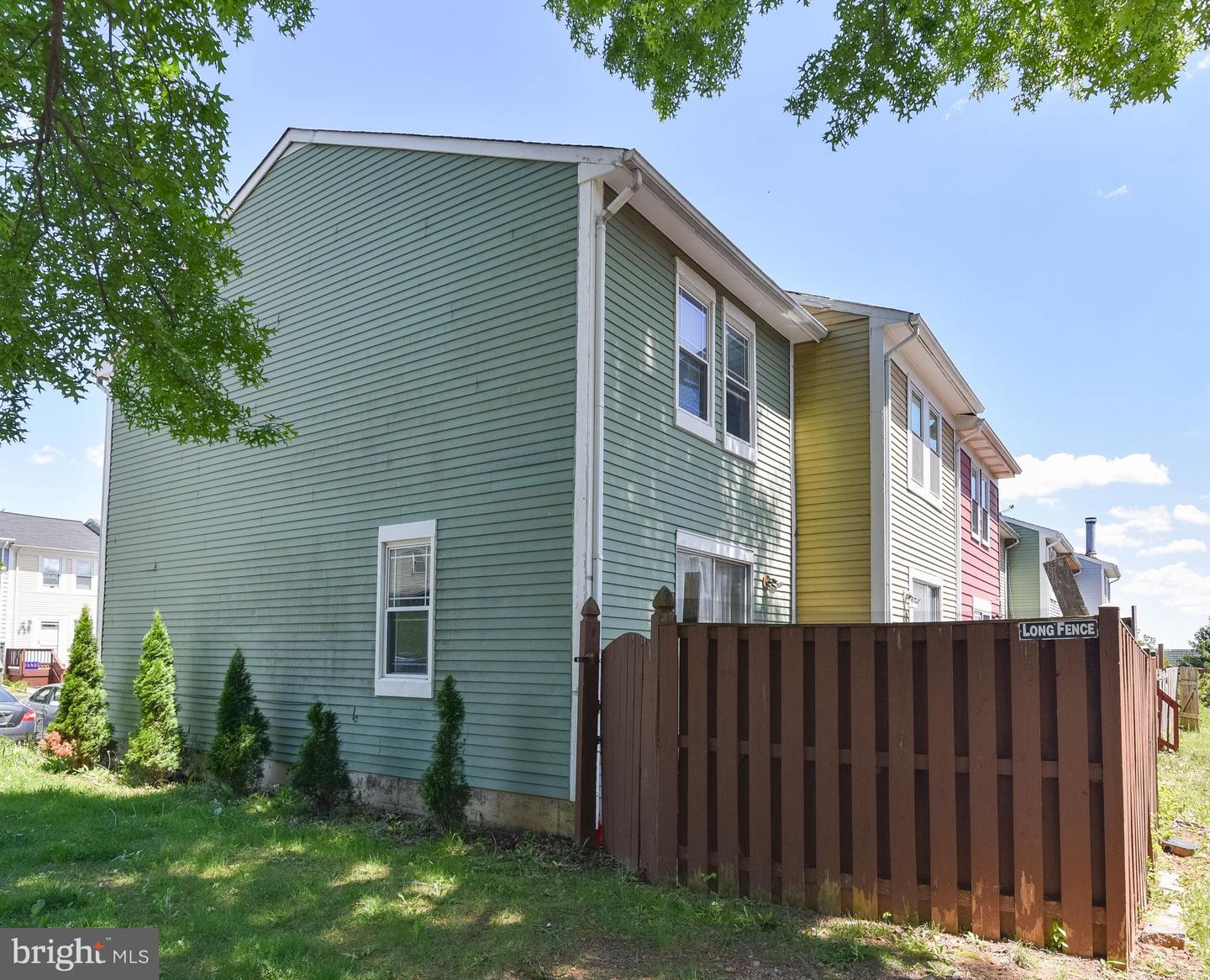 2901 Lisage Way Property Photo 3