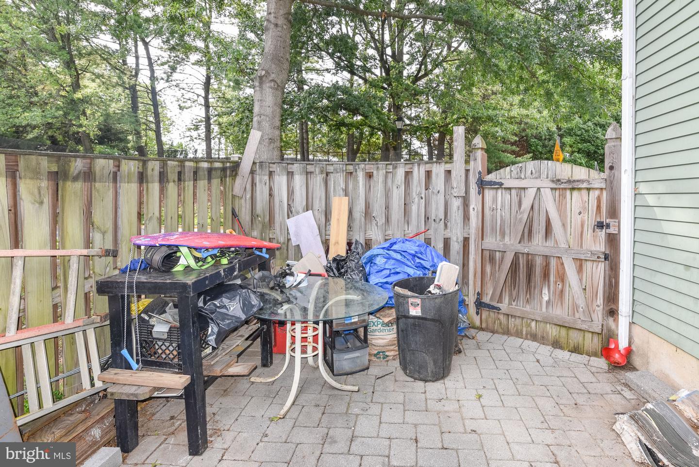 2901 Lisage Way Property Photo 29