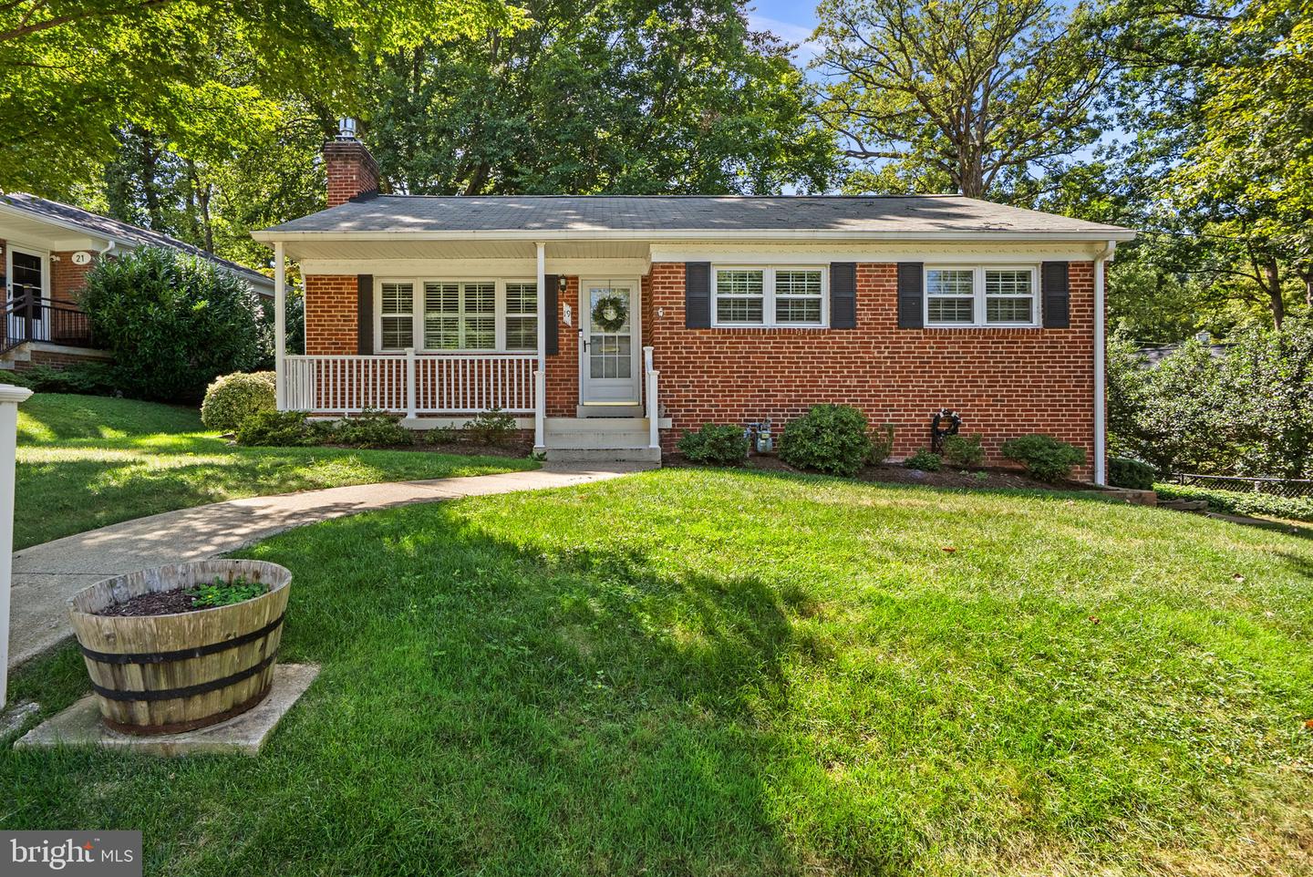19 Eastmoor Dr Property Photo 1