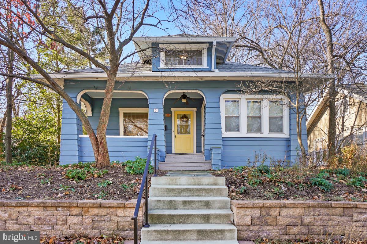 9 PHILADELPHIA AVE Property Photo 1
