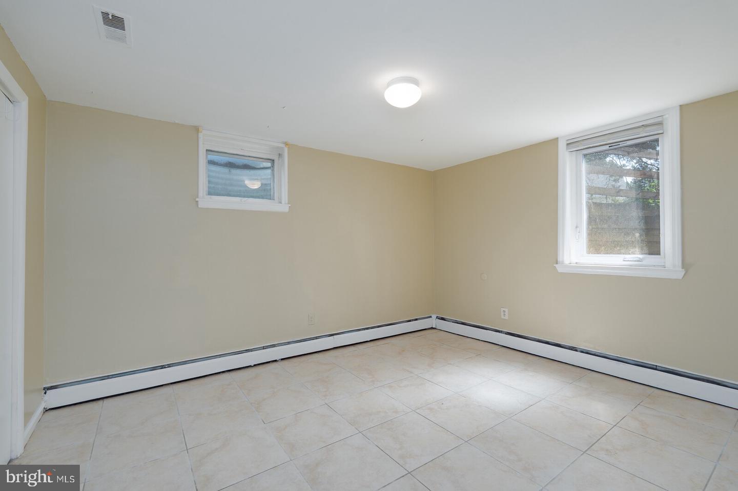 12512 Circle Dr Property Photo 5