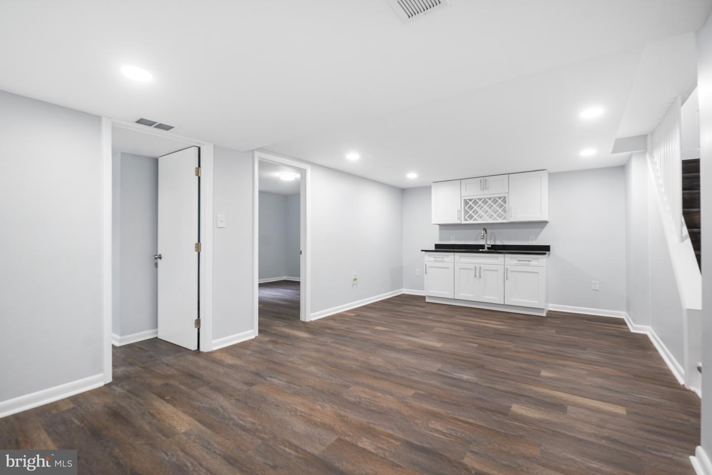 10705 Lockridge Dr Property Photo 18