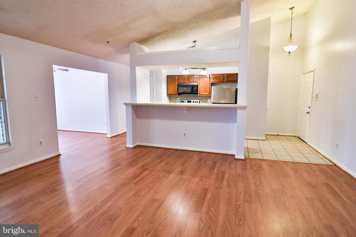 13110 Briarcliff Ter #610 Property Photo 4