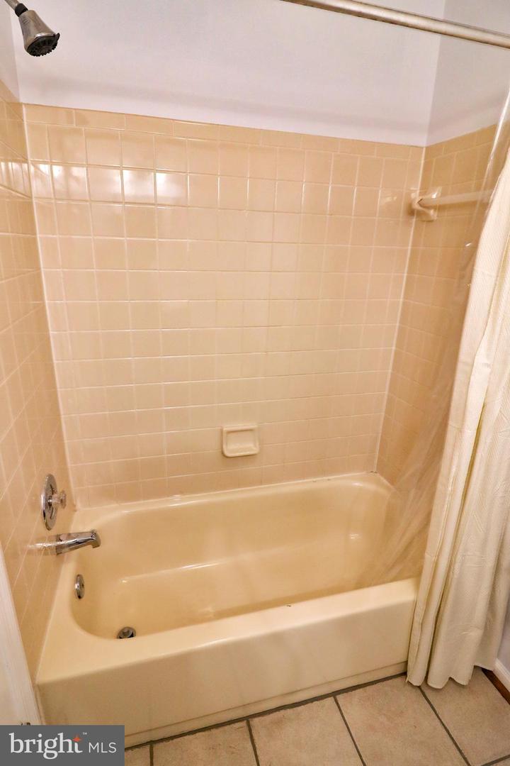 13110 Briarcliff Ter #610 Property Photo 31