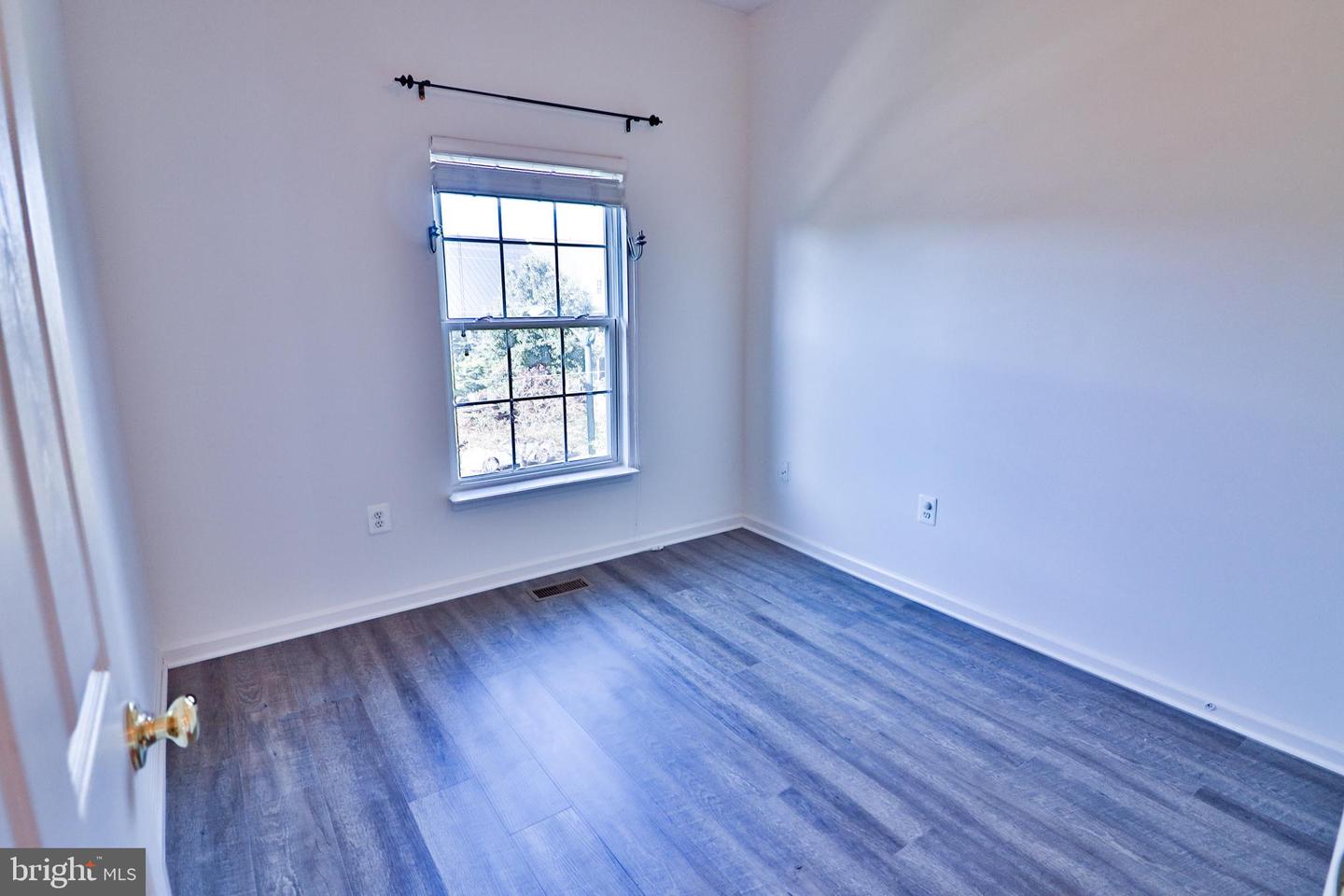 526 Redland Blvd Property Photo 33