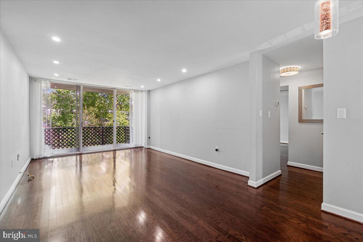 3940 Bel Pre Rd #6 Property Photo 5