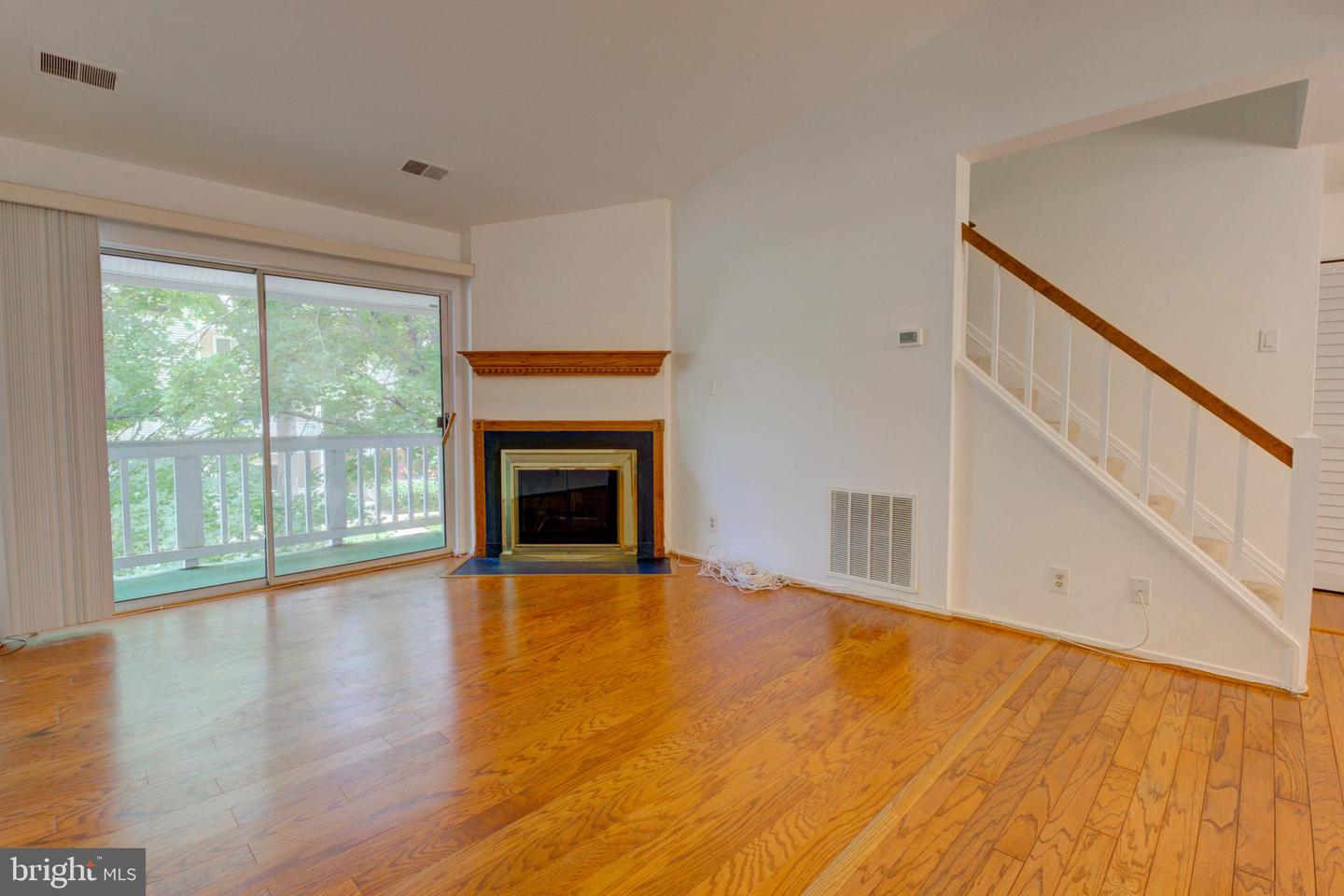 18202 Chalet Dr #3 Property Photo 6