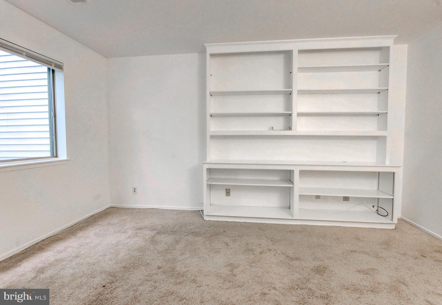 18202 Chalet Dr #3 Property Photo 27