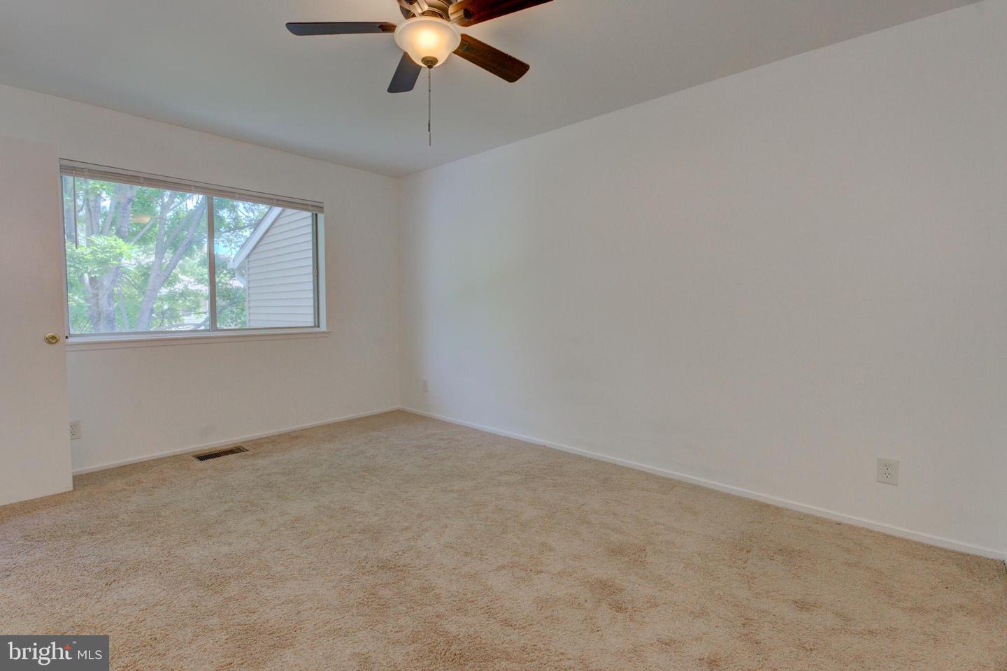 18202 Chalet Dr #3 Property Photo 33