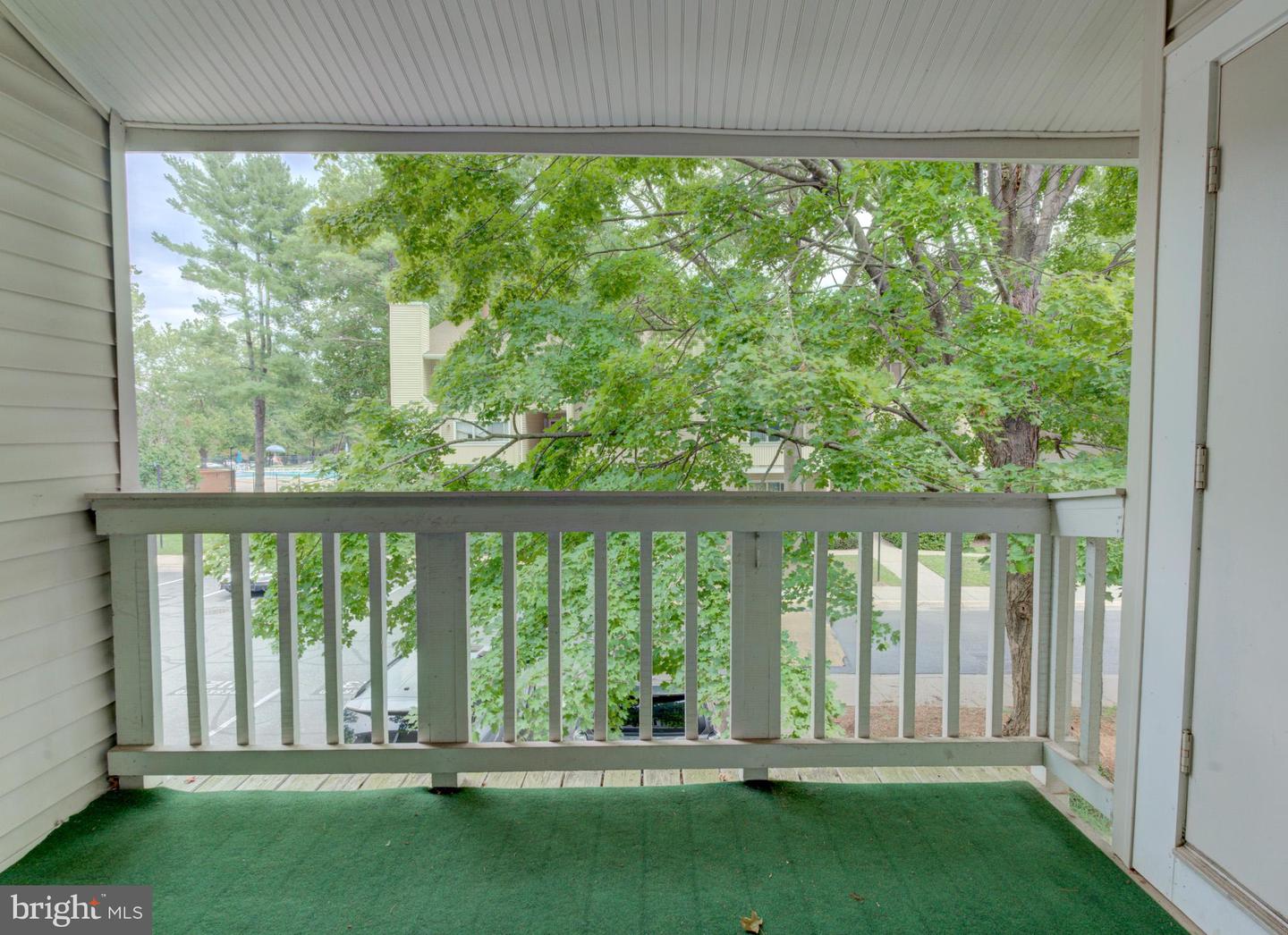 18202 Chalet Dr #3 Property Photo 39