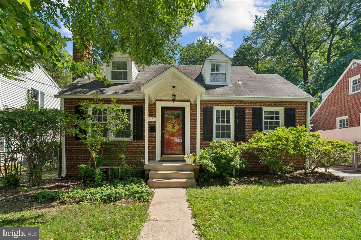 115 Eastmoor Dr Property Photo 1