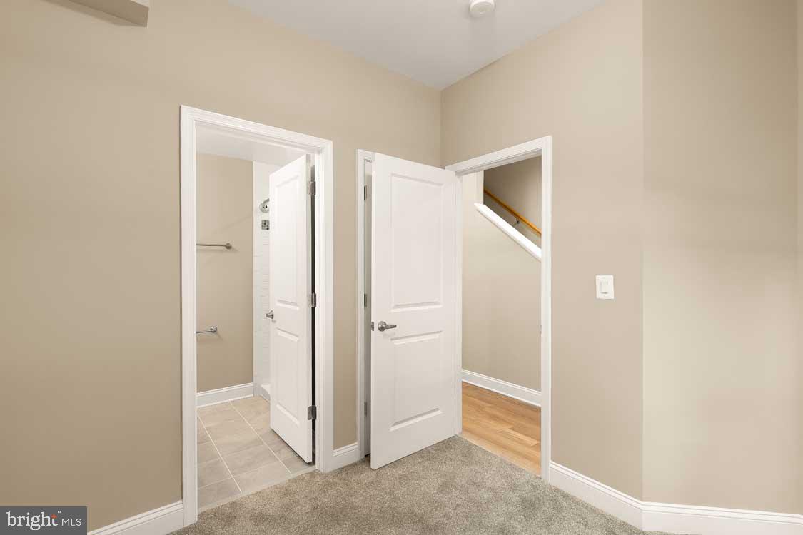 5230 Strathmore Ave Property Photo 31