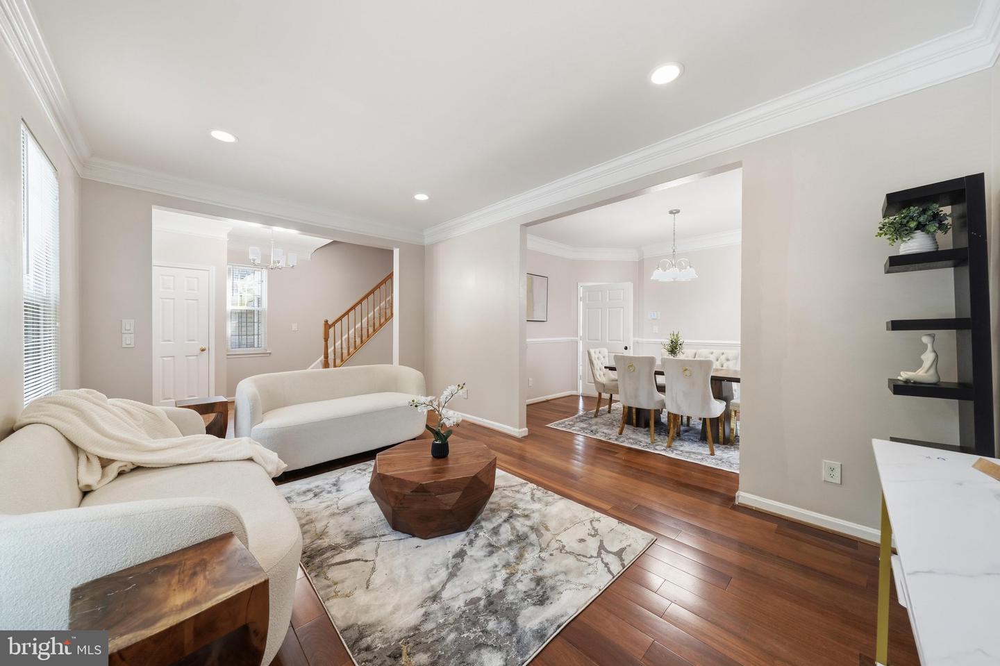 8612 Castlebar Way Property Photo 7