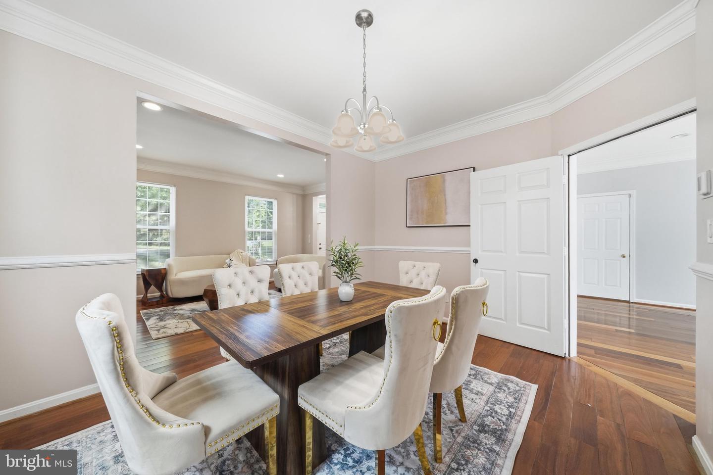 8612 Castlebar Way Property Photo 11