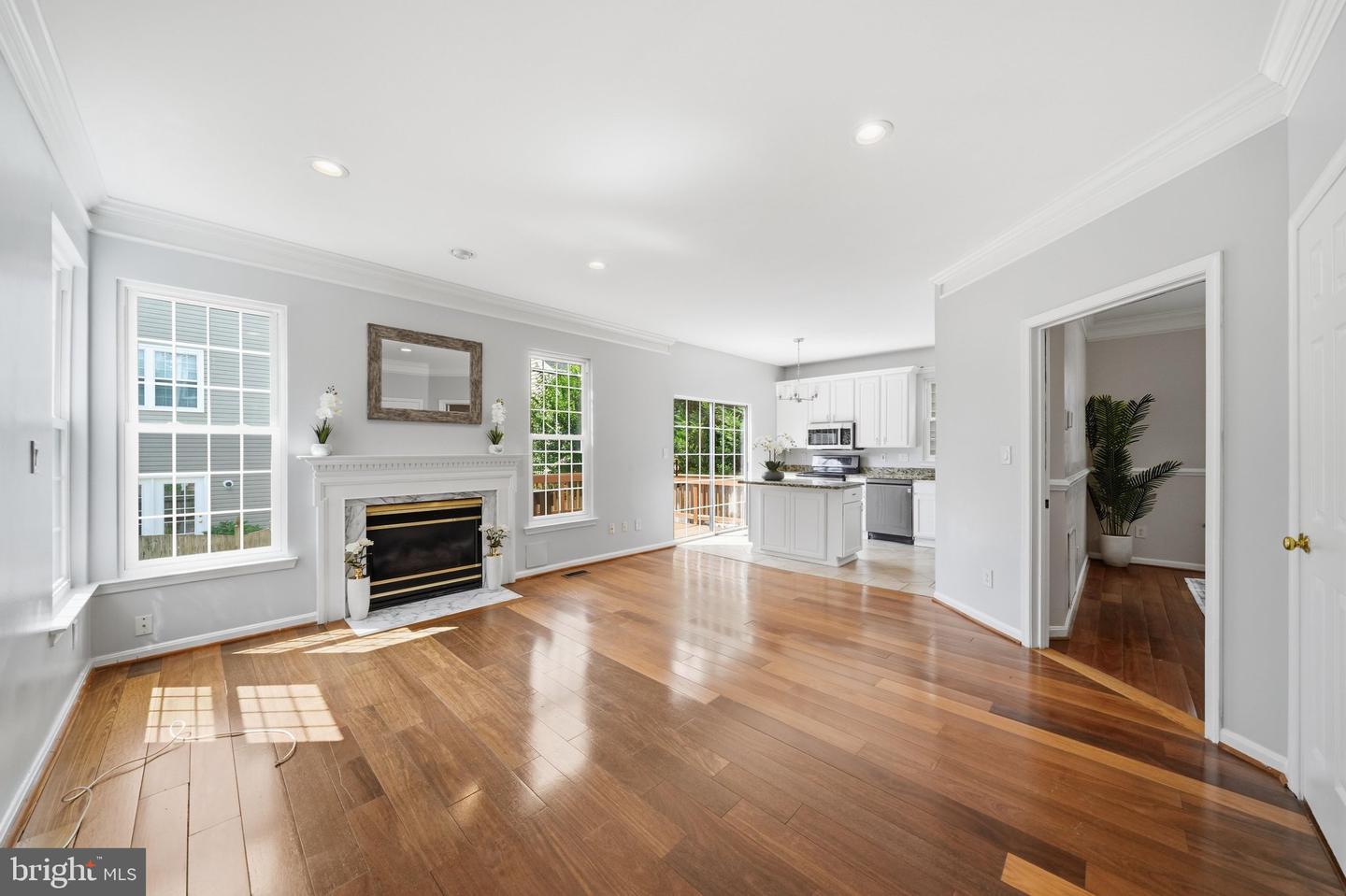 8612 Castlebar Way Property Photo 13