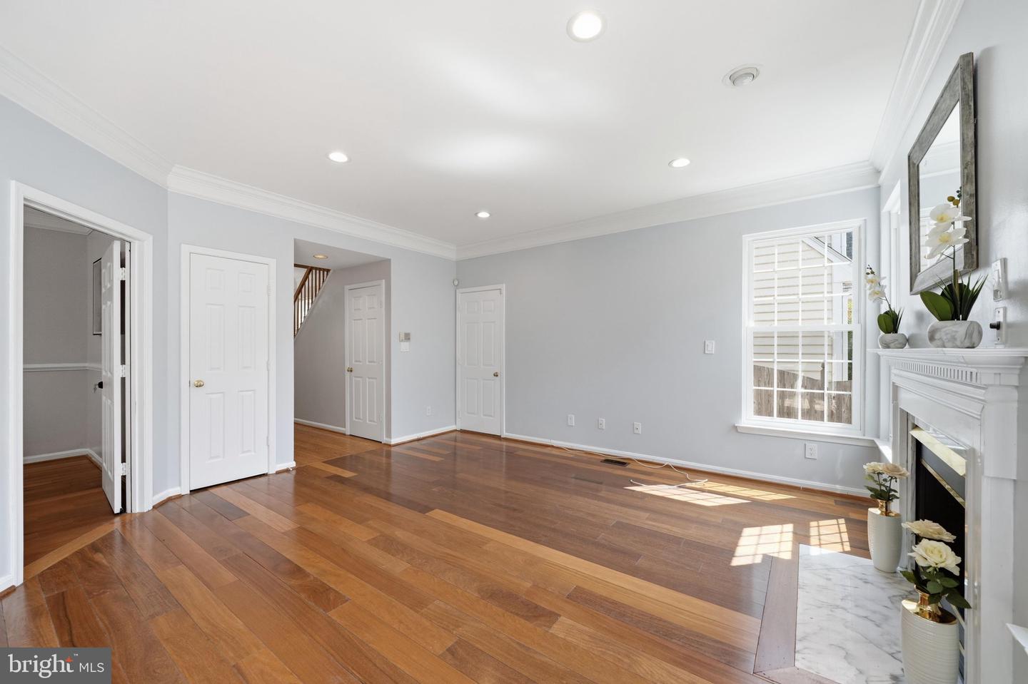 8612 Castlebar Way Property Photo 15