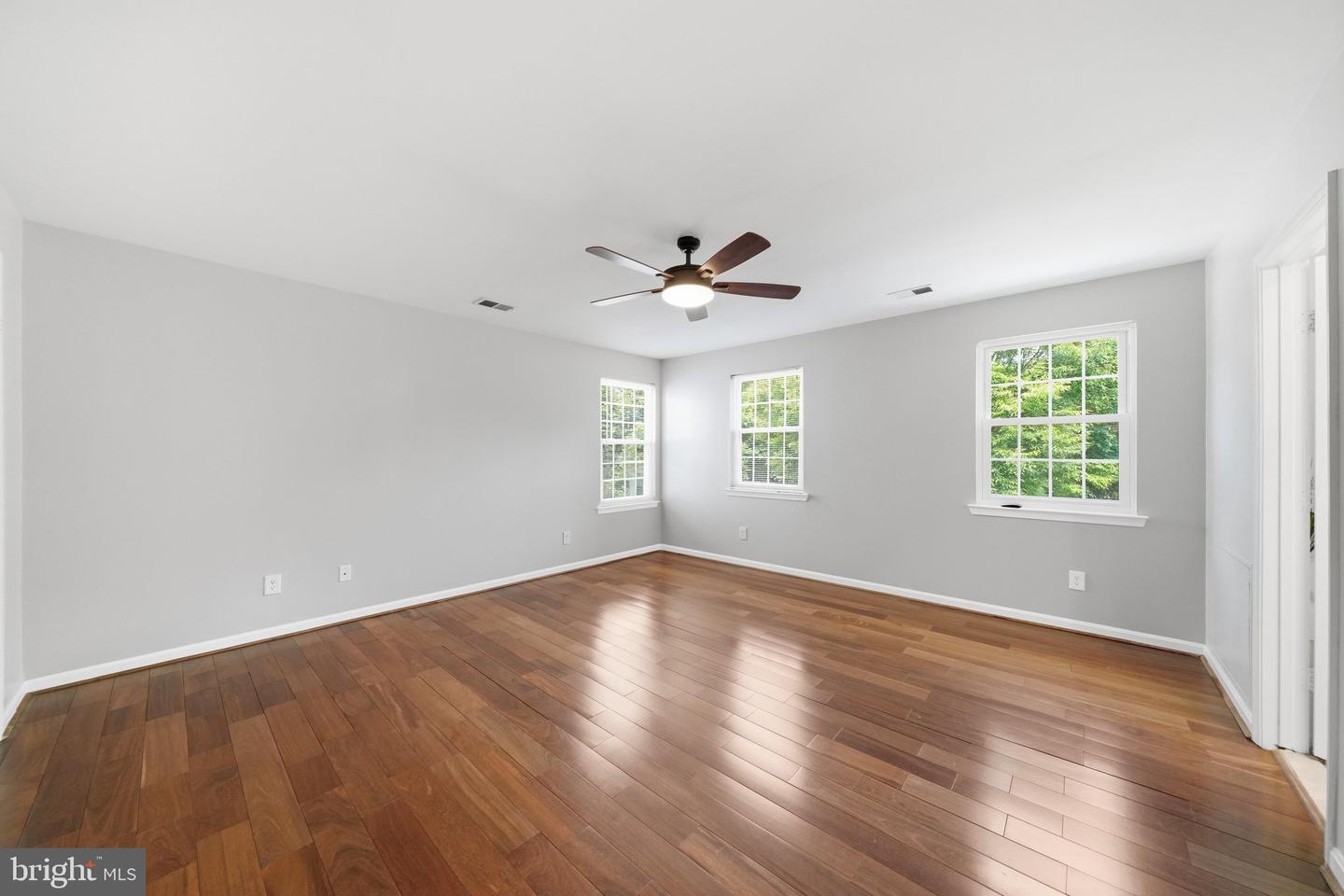 8612 Castlebar Way Property Photo 31