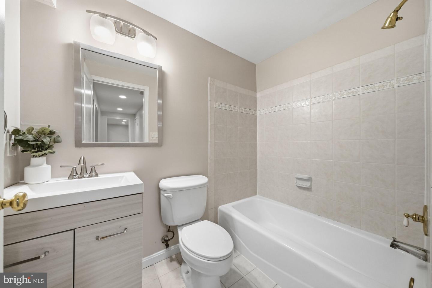 8612 Castlebar Way Property Photo 48