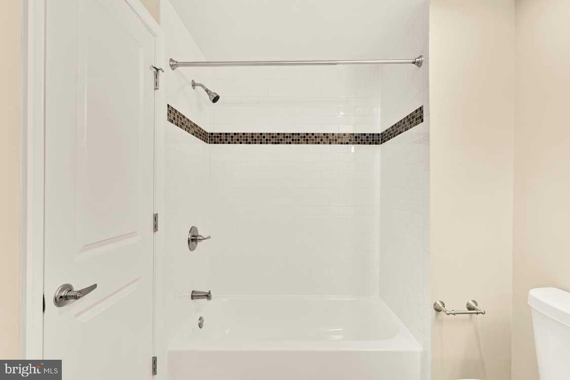 15009 Travert Way Property Photo 17