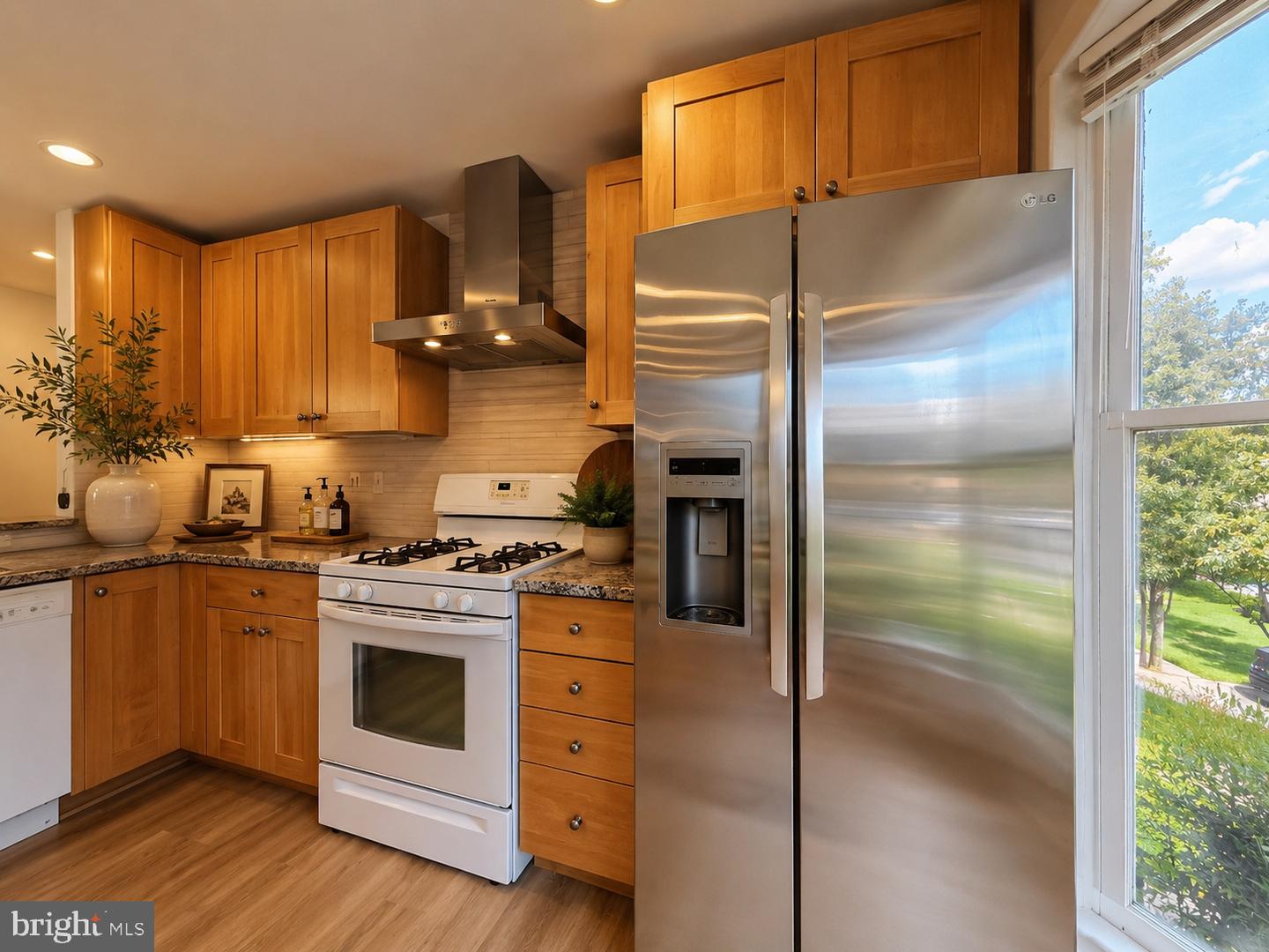 10651 Pine Haven Ter Property Photo 4