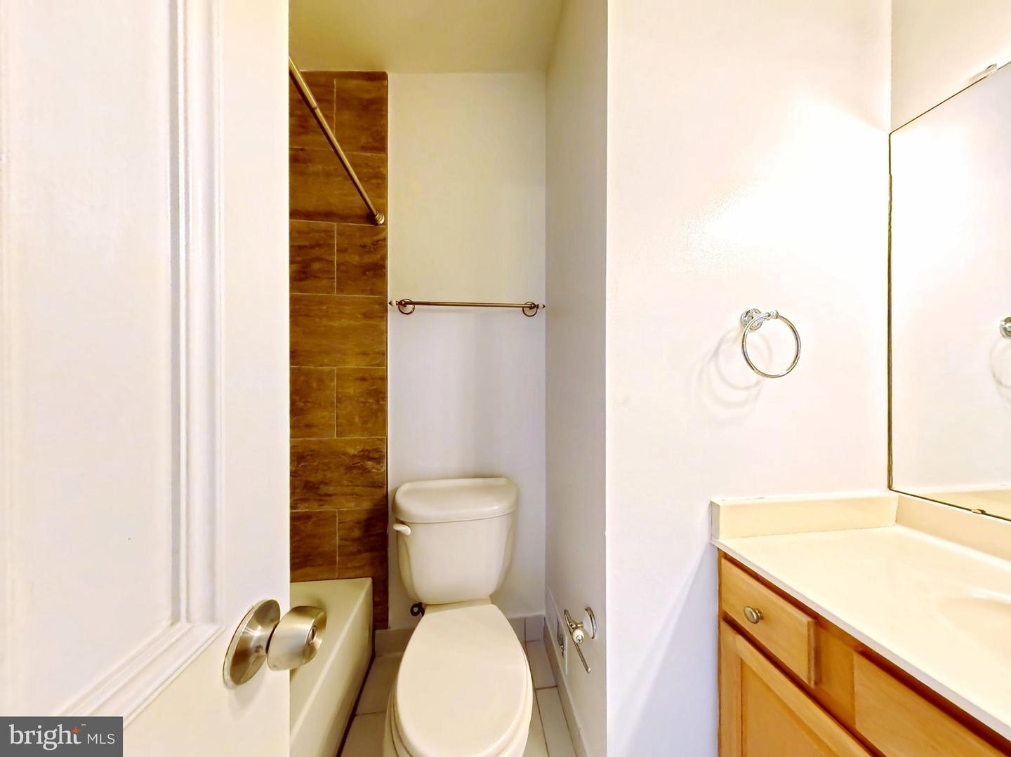 10651 Pine Haven Ter Property Photo 15