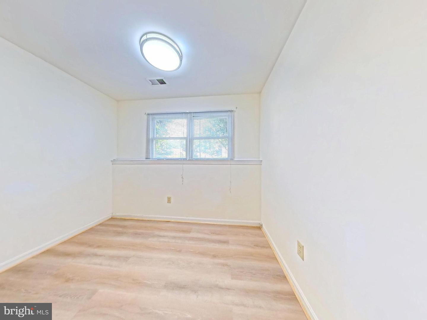 10651 Pine Haven Ter Property Photo 37