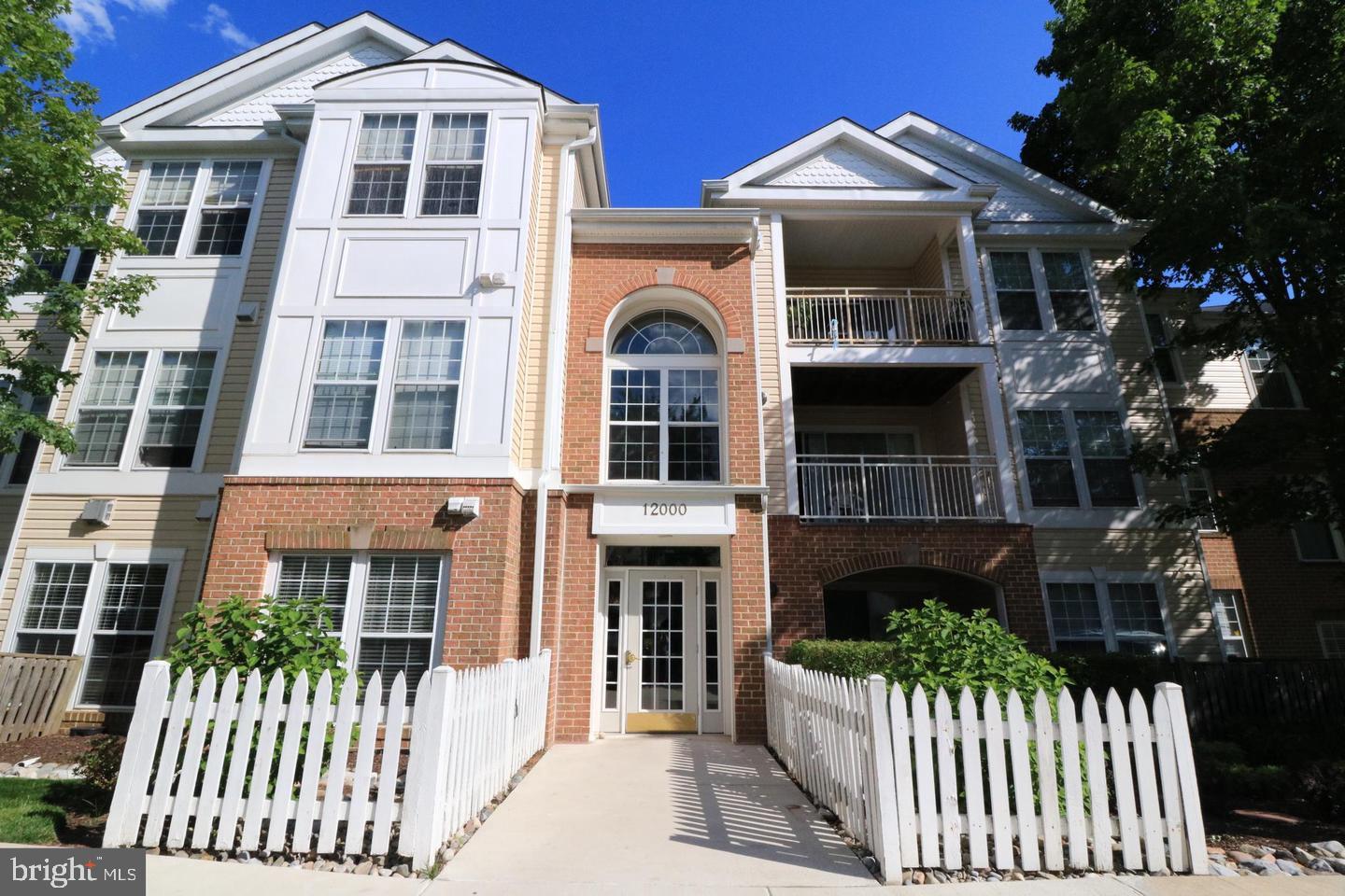 12000 AMBER RIDGE CIR #A-202 Property Photo 1