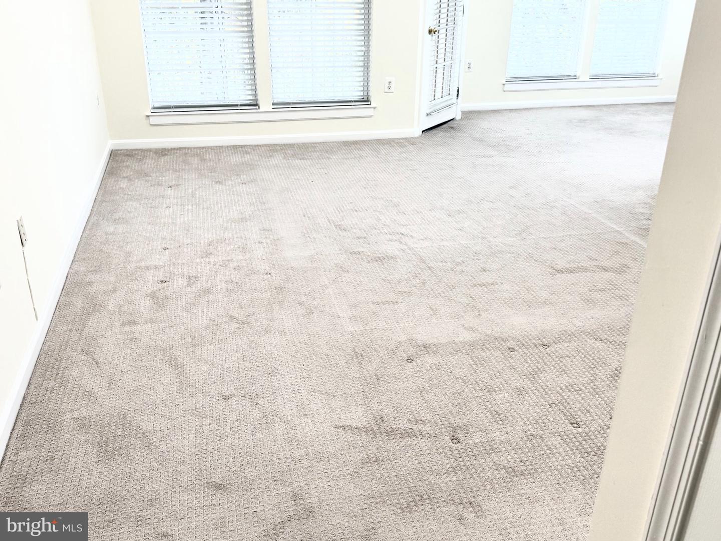 12000 Amber Ridge Cir #a-202 Property Photo 3
