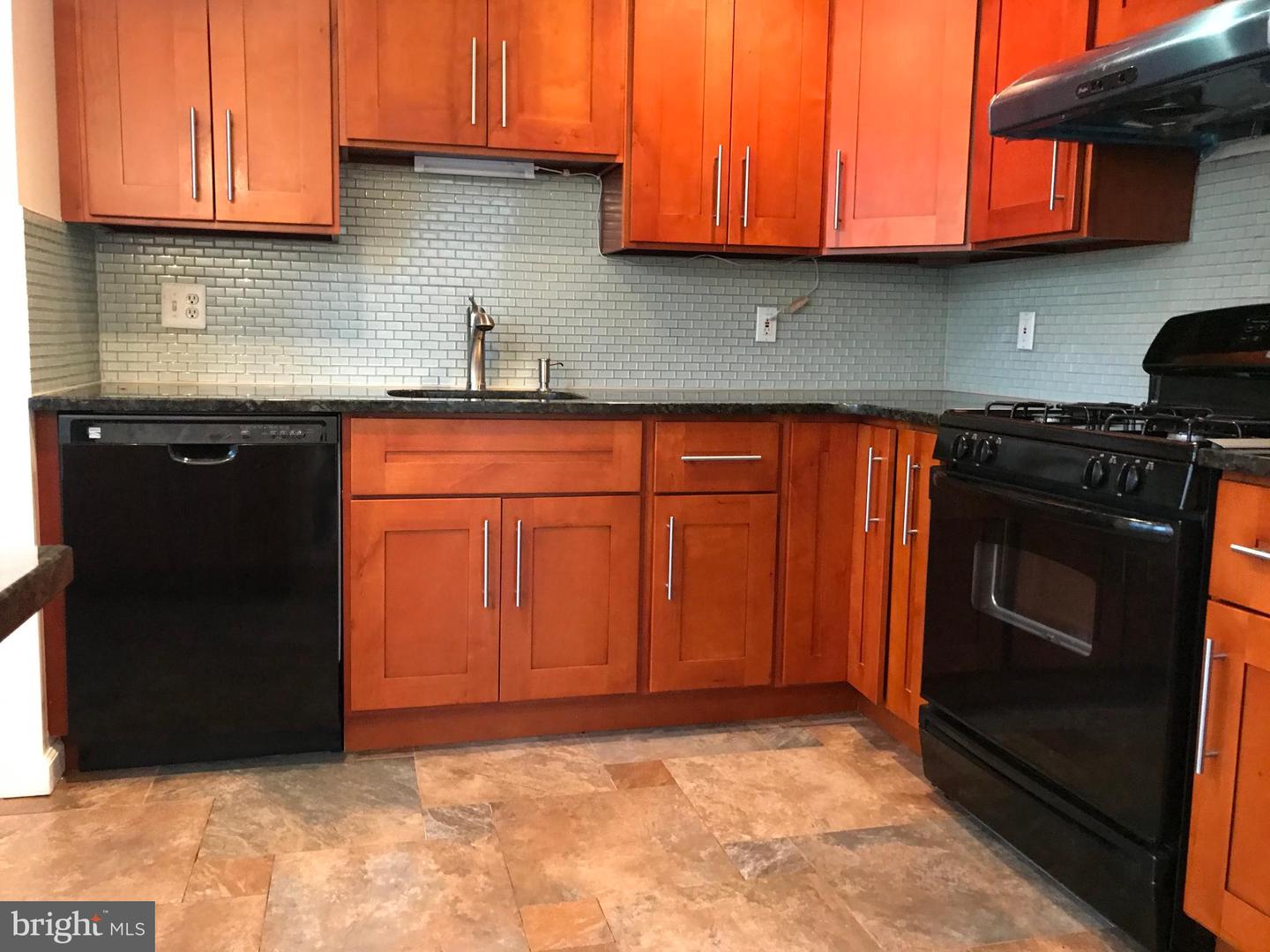 12000 Amber Ridge Cir #a-202 Property Photo 6