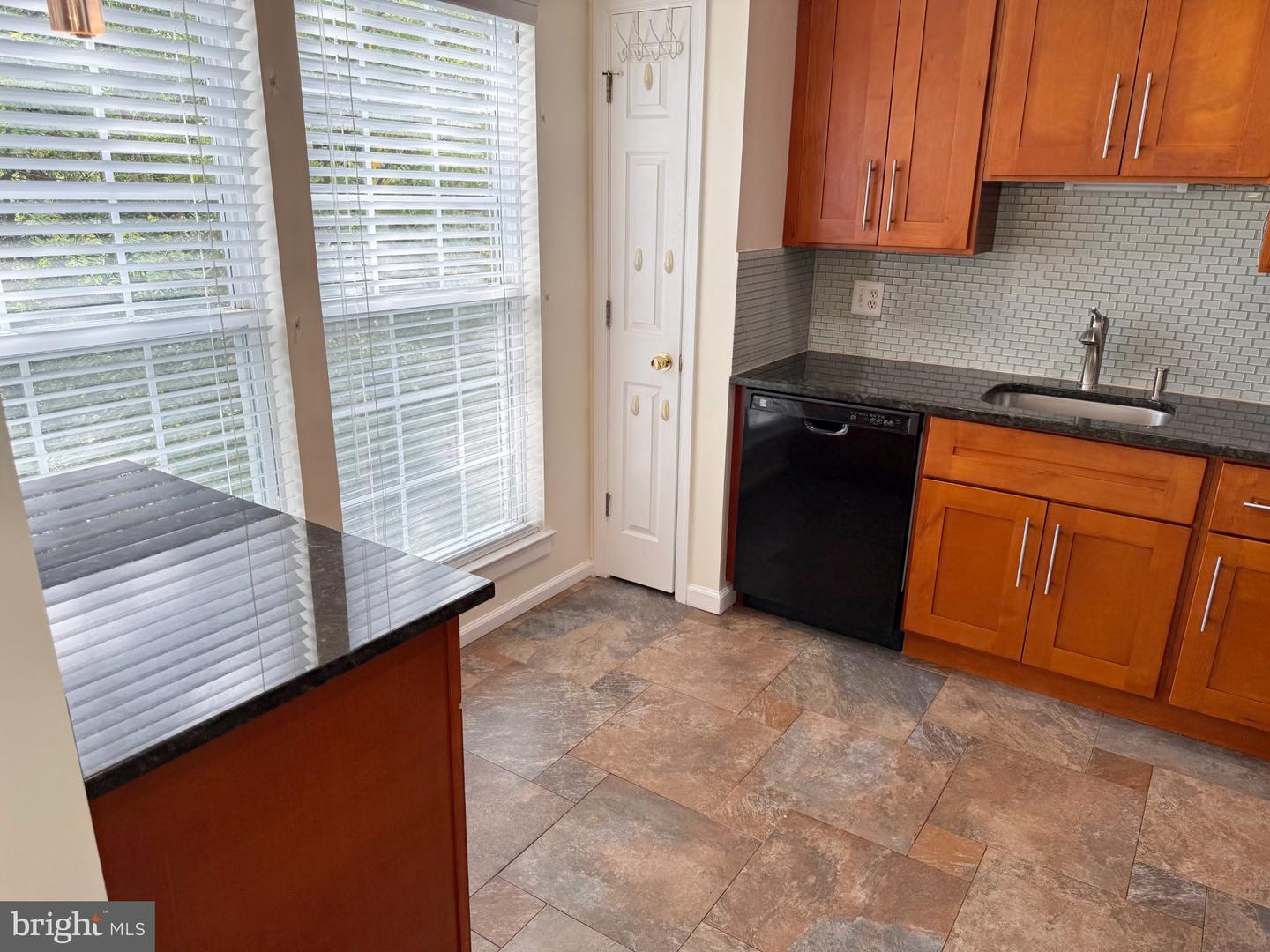 12000 Amber Ridge Cir #a-202 Property Photo 7