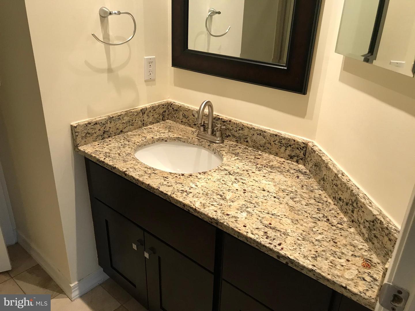 12000 Amber Ridge Cir #a-202 Property Photo 12