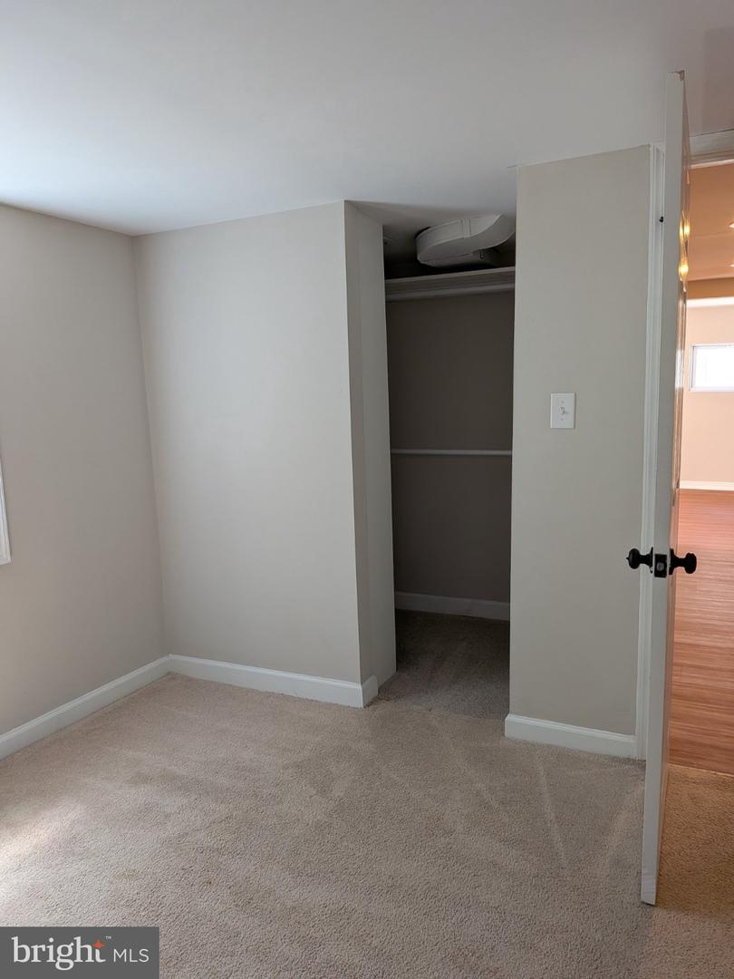 2102 Luzerne Ave Property Photo 17