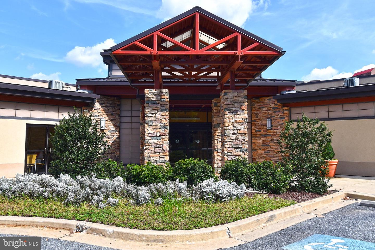 14809 Pennfield Cir #415 Property Photo 28